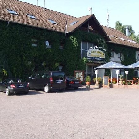 Hotel Restaurant Zur Hexe 우베르헨 외부 사진